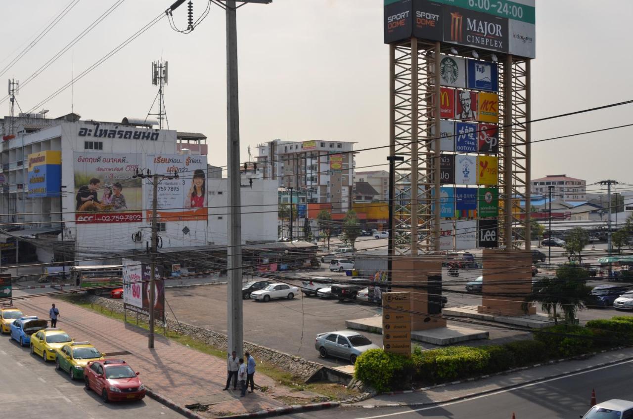 The Best Place Samut Prakan Εξωτερικό φωτογραφία